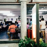 ครัวเมืองชลข้าวต้มปลา