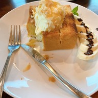 Jim's house cafe& space Soi Ekkachai 130