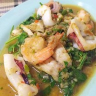 ครัวเมืองชลข้าวต้มปลา