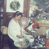 ก๋วยเตี๋ยววัดน้อย