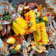 ร้านยำ&ตามสั่งแบบวร๊าย วร้าย สาขาแรก