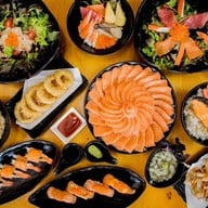 Nakayoshi Japanese Restaurant .