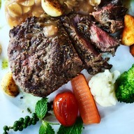 LEON - Steak Pizza ระนอง