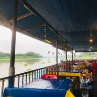 แพเค ปลาแม่น้ำ