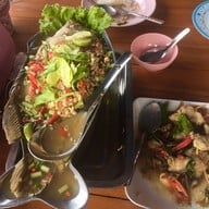 แพเค ปลาแม่น้ำ