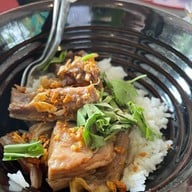 เมนูของร้าน ก๋วยเตี๋ยวเนื้อคู่