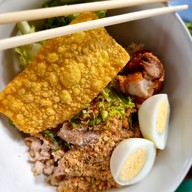 ก๋วยเตี๋ยวทางโค้ง