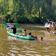 บ้านสวนริมธาร