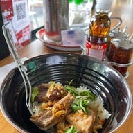เมนูของร้าน ก๋วยเตี๋ยวเนื้อคู่