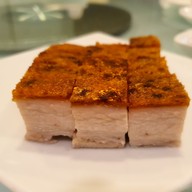 เมนูของร้าน Ah Yat Abalone (阿一鮑魚) โรงแรมรามาดาพลาซ่าแม่น้ำริเวอร์ไซด์