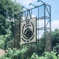 Tin Cafe หงาว