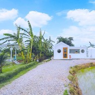 หน้าร้าน White House Cafe' Chainat