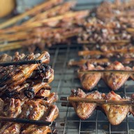 ไก่ย่างวิเชียรบุรีอุ๊&ฝน