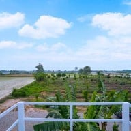 บรรยากาศ White House Cafe' Chainat