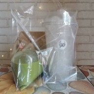 Cutes Cafe นวลจันทร์22