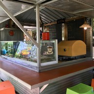 Baansumlee Pizza BaanSumlee Cafe