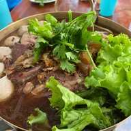เมนูของร้าน ก๋วยเตี๋ยวบ้านสวนรสเด็ด