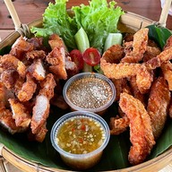 ดูนาคาเฟ่พัทยา