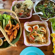 ดูนาคาเฟ่พัทยา