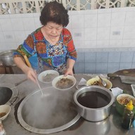 บรรยากาศ ก๋วยเตี๋ยวเป็ดตุ๋น ร้านธรรมดา มาบตาพุด