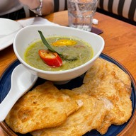 เมนูของร้าน กัลปพฤกษ์ Central World