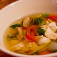 เมนูของร้าน โชครุ่งโรจน์ ( อาหารตามสั่ง )