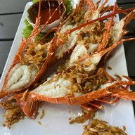 ครัวริมเล seafood ครัวริมเล seafood