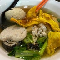 กูฟู ก๋วยเตี๋ยวไก่ไจแอนท์ สาขาหาดใหญ่