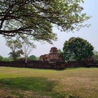 ปราสาทหนองหงส์