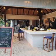 บรรยากาศ The Beach Club Buri Rasa Koh Phangan