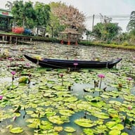 บรรยากาศ Cafe ริมบัว กาญจนบุรี