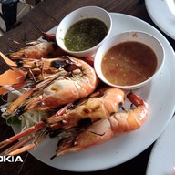 เมนูของร้าน สวนอาหารเรือสำราญซุ้มป่าสัก