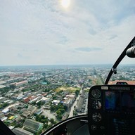 บรรยากาศ Solaire Heliluck Aviation