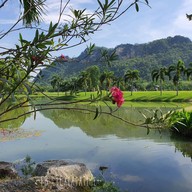 สนามกอล์ฟภาณุรังษี