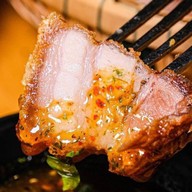 ⭐️ ร้านโหว โหว เส็ก บะหมี่เส้นสด 👍 หมูแดงฮ่องกง หมูกรอบ บะหมี่หมูแดง บะหมี่หมูกรอบ ข้าวหมูแดง ข้าวหมูกรอบ ข้าวกะเพรา ข้าวไข่ข้น ศรีนครินทร์ 40