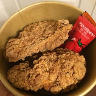 เมนูของร้าน เกาะเชจู ไจแอนท์ส เกาะเชจู ไจแอนท์ส อยู่ตึกเดียวกับร้านไจแอนท์ส Go 
สาขาอยุธยา 
อยู่ตึกแถวริมถนน
หน้าหมู่บ้านกรุงศรีซิตี้
อยู่ระหว่างปาก ซอยซิตี้ 10 กับ ซอยซิตี้ 11 
จากปากซอย ซิตี้ 10 
ร้านจะอยู่ห้องที่  5 
ห้องเลขที่ 199/482