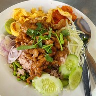 เมนูของร้าน ข้าวคลุกกะปิชุนเซ้ง(ป้าค่อม) ข้าวคลุกกะปิชุนเซ้ง(ป้าค่อม)