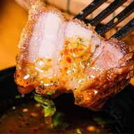 ⭐️ ร้านโหว โหว เส็ก บะหมี่เส้นสด 👍 หมูแดงฮ่องกง หมูกรอบ บะหมี่หมูแดง บะหมี่หมูกรอบ ข้าวหมูแดง ข้าวหมูกรอบ ข้าวกะเพรา ข้าวไข่ข้น ศรีนครินทร์ 40