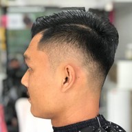 สถานีทำหล่อ Zammy Barber Shop ใกล้ 7-11 หม่านิก ตรงข้ามโรงเรียนบ้านม่าหนิก