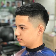 สถานีทำหล่อ Zammy Barber Shop ใกล้ 7-11 หม่านิก ตรงข้ามโรงเรียนบ้านม่าหนิก