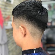 สถานีทำหล่อ Zammy Barber Shop ใกล้ 7-11 หม่านิก ตรงข้ามโรงเรียนบ้านม่าหนิก