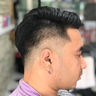 สถานีทำหล่อ Zammy Barber Shop ใกล้ 7-11 หม่านิก ตรงข้ามโรงเรียนบ้านม่าหนิก