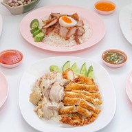 เจ๊เล็กข้าวมันไก่  หน้าวัดเพชร