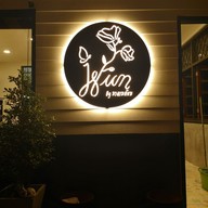 หน้าร้าน @My Home 37 (Wun By มาดามต้อม Cafe'n Bar)
