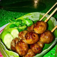 ลูกชิ้นปิ้งถ่าน