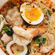 บ้านก๋วยเตี๋ยวต้มยำหมูเด้ง ลาดพร้าว 101