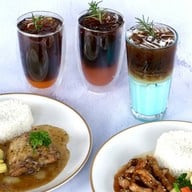 T-TEN Cafe & Restaurant