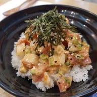 เมนูของร้าน POKE EARTH - ข้าวแกงฮาวาย - ร้านโปเก้เอิท สวนหลวงสแควร์ ซ.จุฬา12