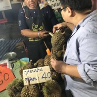 หลาดหน้าพระธาตุ