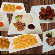 Mr.Q Food & Service.